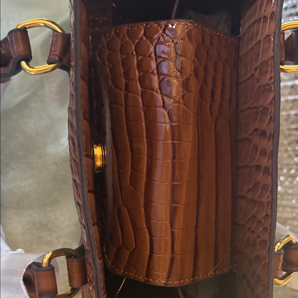 Elegant Iridescent Brown Tote Bag - Picture 7 of 11